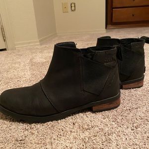 Sorel Emelie Chelsea boot